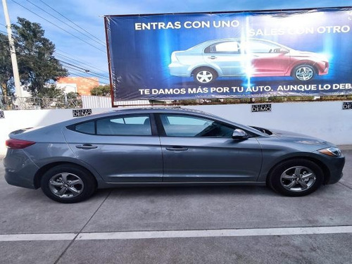 Imagen 9 de 10 de Hyundai Elantra Sedan 4p Gls L4/2.0 Aut