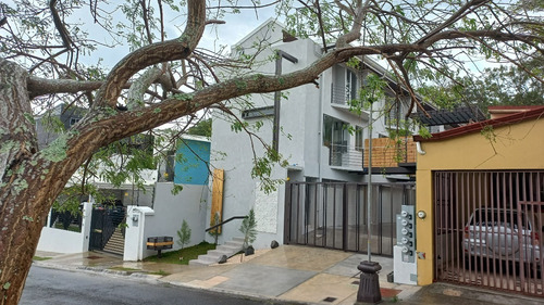 Imagen 1 de 20 de Moderno Apartamento En Sabanilla Jjs 22-2255