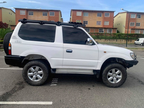 Imagen 6 de 14 de Toyota Prado Meru