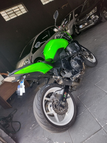 Kawazaki Z-750 2011 Com Apenas 57.000 Km