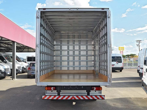 Imagem 6 de 12 de Renault Master 2.3 Pack Luxo Com Baú 2022