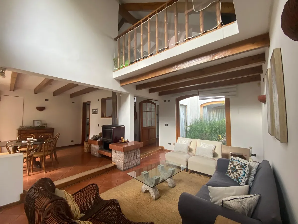 Imagen 1 de 30 de Venta Arriendo Preciosa Casa A Pasos Plaza De Linares