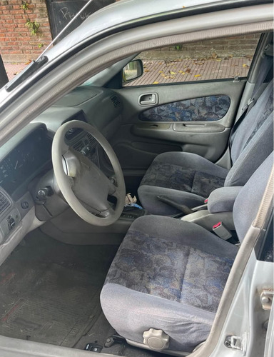 Toyota Corolla 1.6 Gli At