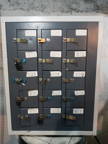 Locker Metalico 15 Puertas Usado