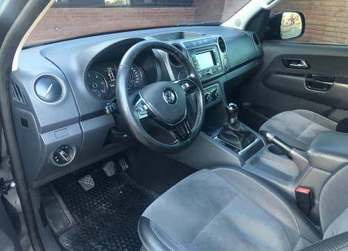 Volkswagen Amarok 2016 Dark Label