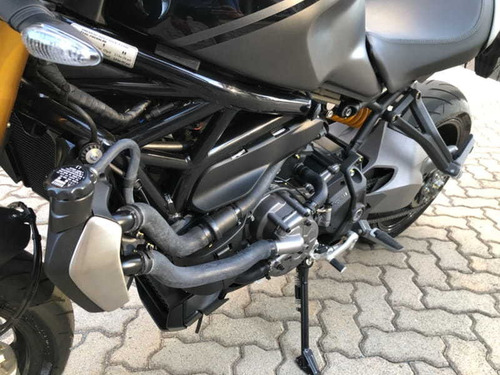 Ducati Monster 1200 S