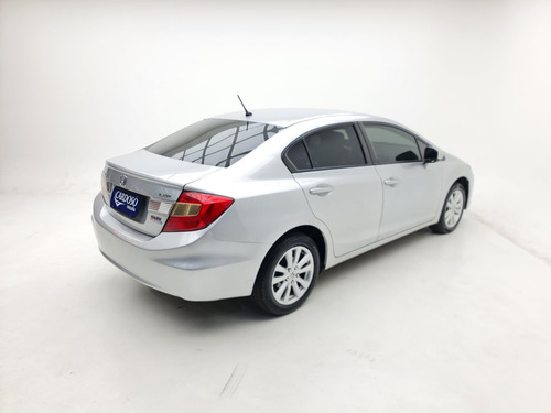 Honda Civic Sedan LXR 2.0 Flexone 16V Aut. 4p
