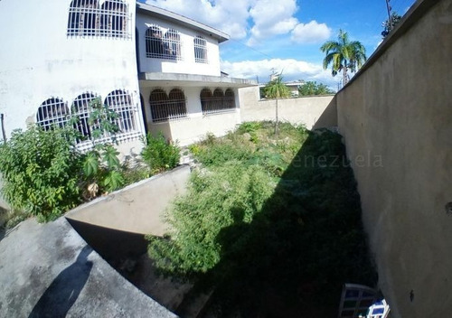 Imagen 21 de 30 de Casas En Venta En Colinas De Santa Rosa Barquisimeto Código Flex: 22-6835 & 0424 556 57 59 Rentahouse Centro Occidente Monica C.