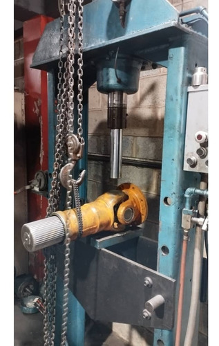 Imagen 4 de 12 de Reparación, Mantenimiento De Cardanes En Valencia