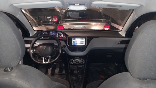 Peugeot 208 1.5 Allure Touchscreen 2013