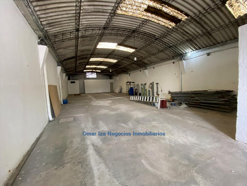 Imagen 2 de 8 de Venta Con Renta Local Industrial Deposito Galpon Blanquead Cw166988