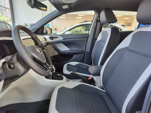 Imagen 10 de 25 de Volkswagen T-cross 200 Tsi Highline At Entrega Inmediata 0km