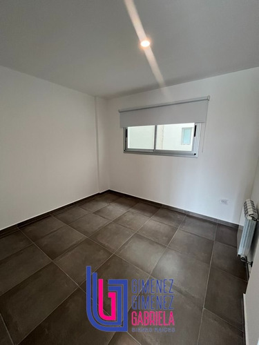 Venta De Departamento Dos Dormitorios Calle 54 E/ 23 Y 24