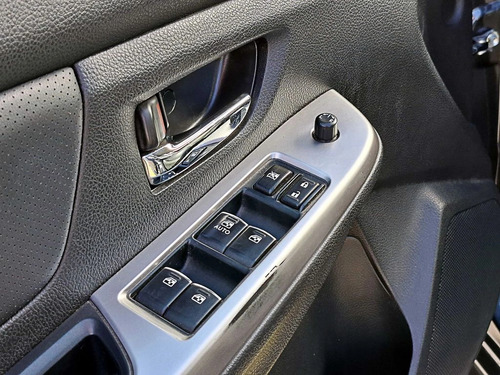 Subaru Impreza LTD AWD 2.0I AT