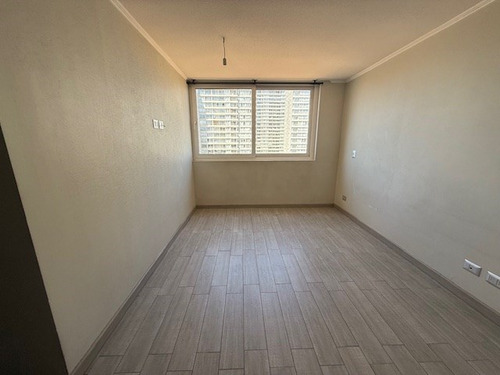 Departamento En Arriendo De 2 Dorm. En Macul