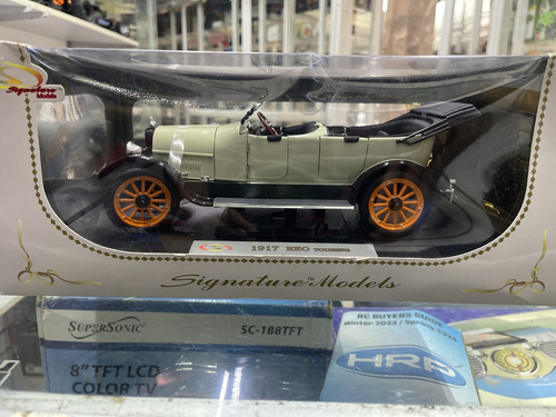Signature Models 1917 Reo Touring Coleccion 1:18