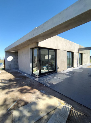 Casa En Venta A Estrenar En Ecotierra, Pueblo Esther.