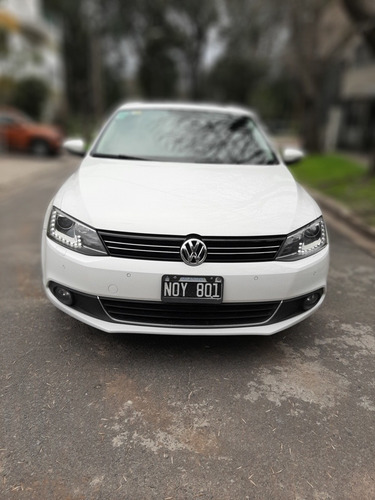 Imagen 3 de 15 de Volkswagen Vento 2014 2.0 Sportline Tsi 200cv Bi-xenon Dsg