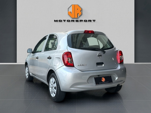 Nissan March 1.0 S 12V FLEX 4P MANUAL