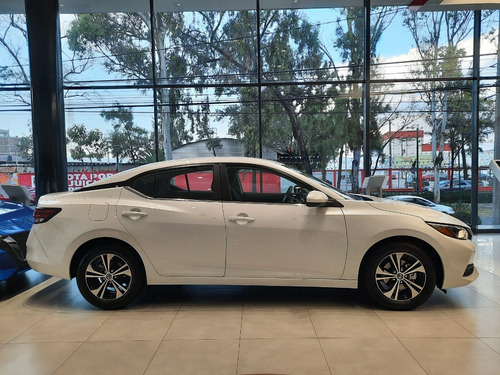Imagen 5 de 13 de Sentra Sense Cvt 2021
