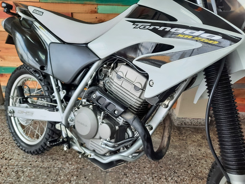 Honda Tornado Xr 250 - Excelente Estado
