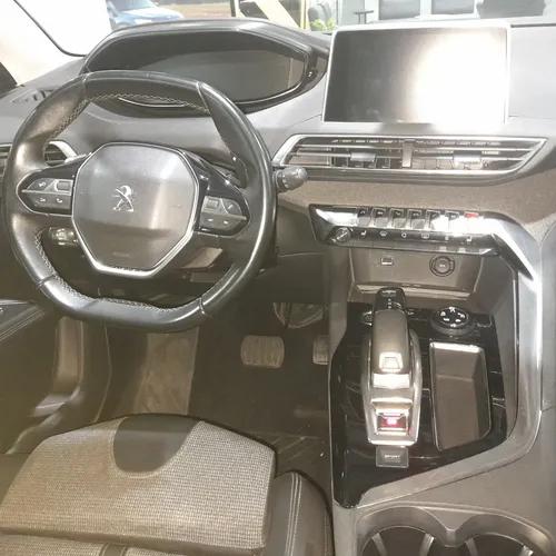 Peugeot 5008 1.6 Allure