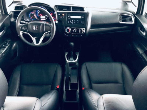 Imagem 6 de 15 de Honda Fit Lx Cvt 2018