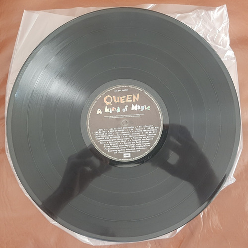 Lp Vinil Queen A Kind Of Magic - C/ Encarte Excelente (Usado)