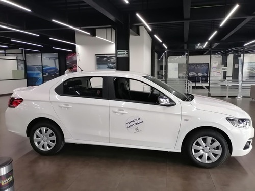Imagen 2 de 9 de Peugeot 301 Active 1.6hdi 92hp Man 5vel (bandera)