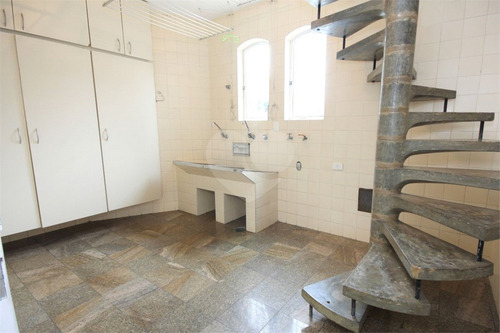 Imagem 12 de 30 de Casa- Venda - 4 Dormitorios - Jardim Cordeiro - Reo366463