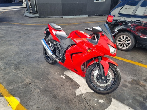 Imagen 4 de 10 de Kawasaki Ninja 250 R