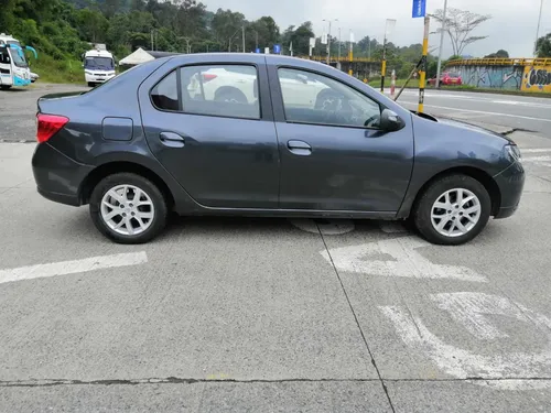 Renault Logan 1.6 PRIVILEGE INTENS MT modelo 2016