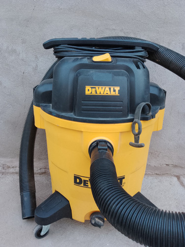 Aspiradora Dewalt 45 Litros 5.5 Hp Seco-mojado