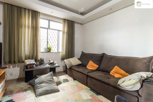 Imagem 4 de 15 de Aluguel De Casa Com 374m² E 7 Quartos - 10789
