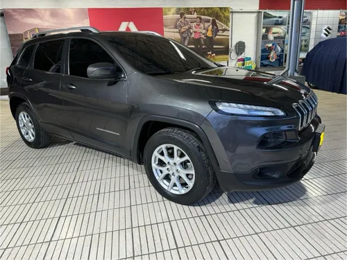 Jeep Cherokee 3.2 Longitude