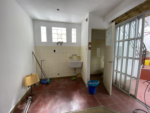 Venta Ph Independiente, 4 Ambientes, Cochera, Balcón, Patio Y Terraza En Nuñez Casi Belgrano