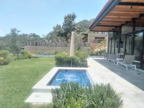 Casa De 2 Niveles En El Santuario , Valle De Bravo