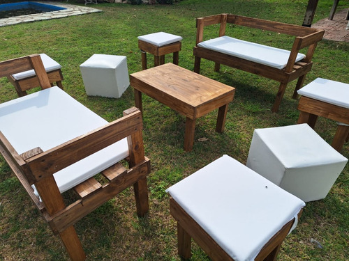 Carpas Mesas Sillas Puff Piso De Madera Gazebos Vajilla