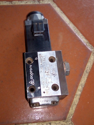 Electrovalvula Selenoide Bloqueo 4x4 Tractor Belarus Rh06101 (Usado)