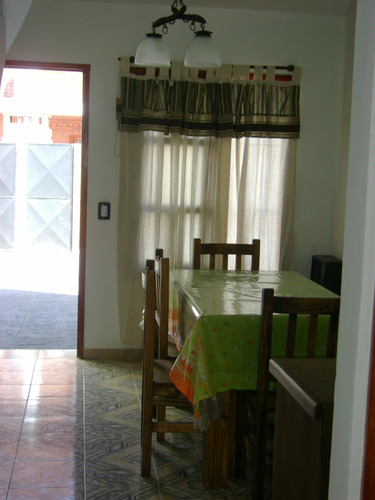 Imagen 4 de 8 de Duplex Triplex En Alquiler San Bernardo