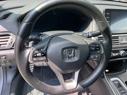 Honda Accord 2.0 Touring At