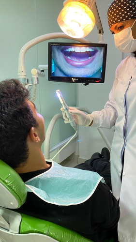 Sorria Como Uma Estrela! Seu Sorriso Merece Brilhar!