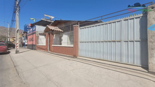 Casa En Venta De 2 Dorm. En Copiapó