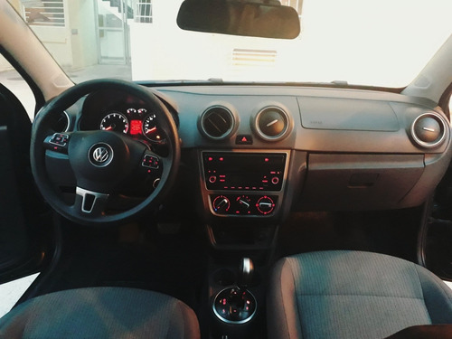 Volkswagen Voyage 2014 1.6 Vht Trend Total Flex I-motion 4p
