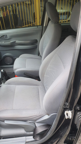 Volkswagen Spacefox 1.6 Plus Total Flex 5p