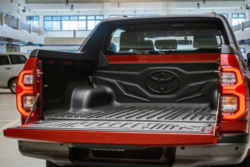 Calaveras Hilux Revo 2016-2020 Mod. Tipo Original Linea 2021