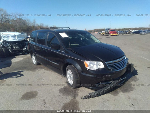 Chrysler Town & Country 2013 Se Vende Solamente En Partes