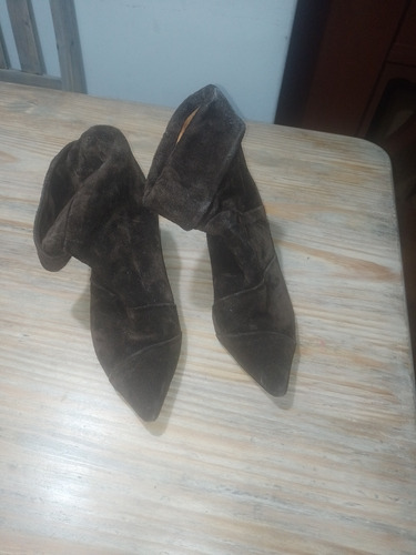 Botas De Gamuza Cher