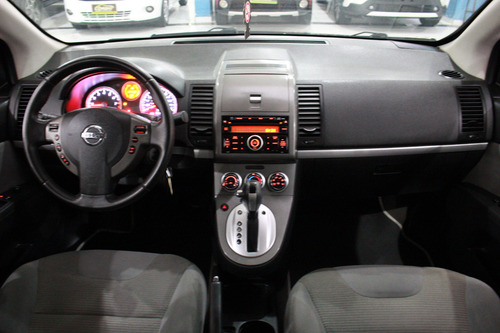Imagem 12 de 14 de Nissan Sentra 2.0 S 16v Gasolina 4p Automático