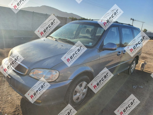 Kia Carnival 2002 En Desarme